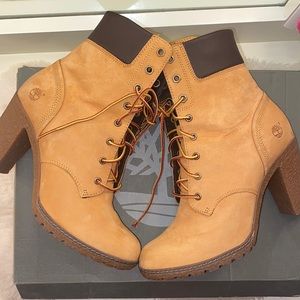 TIMBERLAND BOOTS